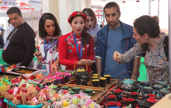 Le Vietnam assiste à la 50ème Foire internationale d'Alger ảnh 1 Le Vietnam assiste à la 50ème Foire internationale d'Alger ảnh 1