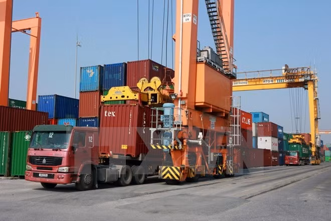 Commerce extérieur : déficit de 900 millions de dollars en février ảnh 1