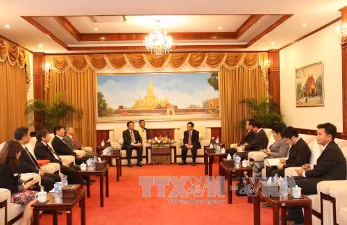 Une délégation de l’Académie des sciences sociales au Laos ảnh 1