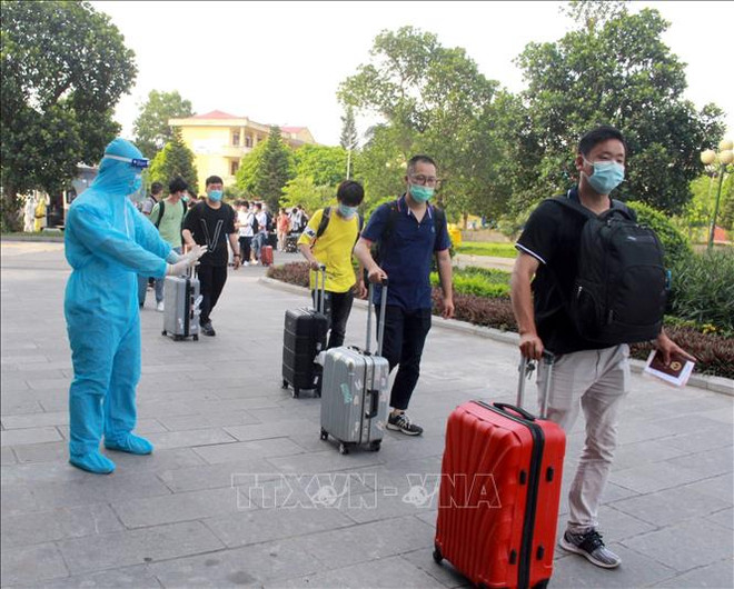 COVID-19: Un nouveau cas confirmé, portant le nombre total de patients à 329 ảnh 1 COVID-19: Un nouveau cas confirmé, portant le nombre total de patients à 329 ảnh 1