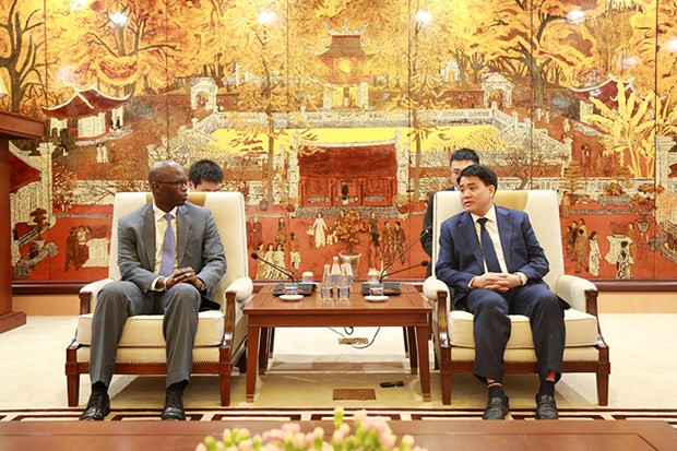 Hanoï travaille avec des représentants de la Banque mondiale ảnh 1 Hanoï travaille avec des représentants de la Banque mondiale ảnh 1