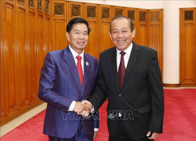 Des dirigeants vietnamiens plaident pour les liens accrus avec Vientiane ảnh 2 Des dirigeants vietnamiens plaident pour les liens accrus avec Vientiane ảnh 2