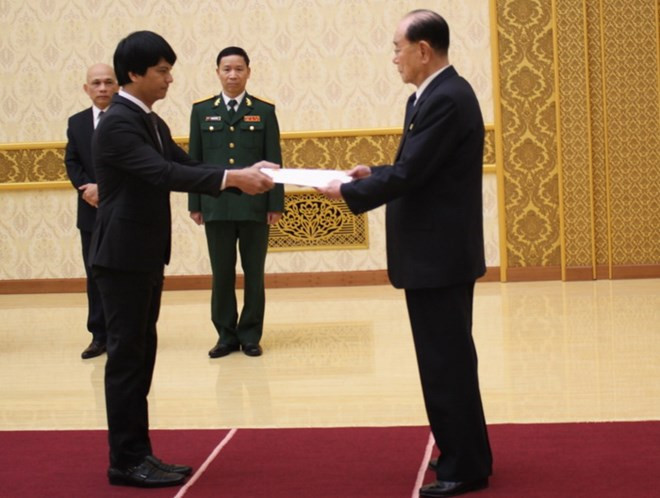 L’ambassadeur vietnamien en RPDC présente ses lettres de créance ảnh 1 L’ambassadeur vietnamien en RPDC présente ses lettres de créance ảnh 1