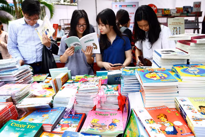 Bientôt la foire du livre de Hanoi 2017 ảnh 1
