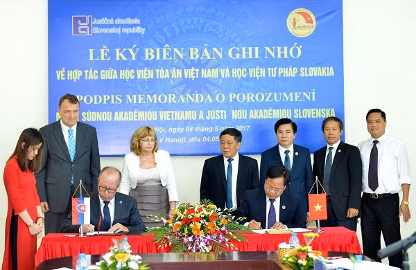 Vietnam - Slovaquie : renforcer la coopération dans la justice ảnh 2