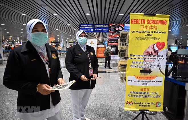 Coronavirus : la Malaisie évacue ses ressortissants de Wuhan ảnh 1