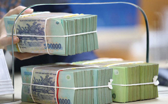 Les recettes budgétaires de l'État atteignent plus de 214.000 milliards de dôngs ảnh 1 Les recettes budgétaires de l'État atteignent plus de 214.000 milliards de dôngs ảnh 1