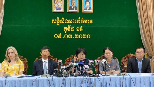 Le Cambodge et l’Indonésie prennent des mesures de prévention de la propagation de COVID-19 ảnh 1