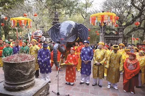 À propos d’un mythe millénaire ảnh 2