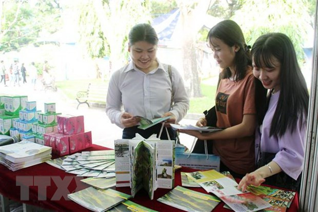 Plus de 9.300 circuits touristiques vendus lors de la 16e Journée du tourisme de HCM-Ville ảnh 1 Plus de 9.300 circuits touristiques vendus lors de la 16e Journée du tourisme de HCM-Ville ảnh 1