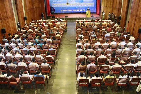 Des scientifiques venus de 13 pays et territoires à un colloque international ảnh 1 Des scientifiques venus de 13 pays et territoires à un colloque international ảnh 1