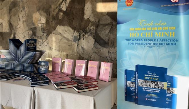 Célébration de l’anniversaire de la Résolution de l’UNESCO honorant le Président Ho Chi Minh à Paris ảnh 2