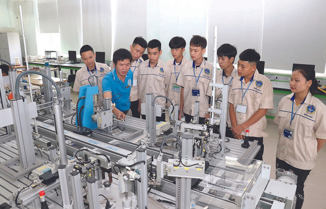 Compétitivité, nécessité d’une main-d’œuvre qualifiée ảnh 1