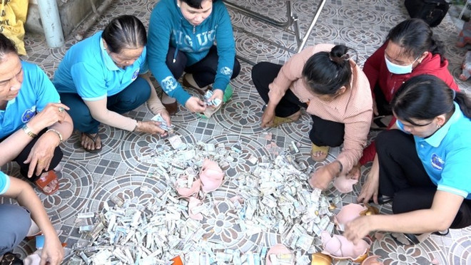 Les mamans adoptives à Quang Ngai ảnh 2
