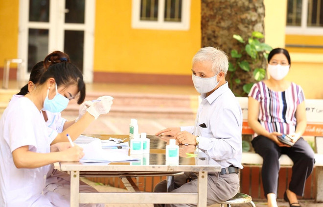 Renforcement de la communication sur les droits de l’homme ảnh 2