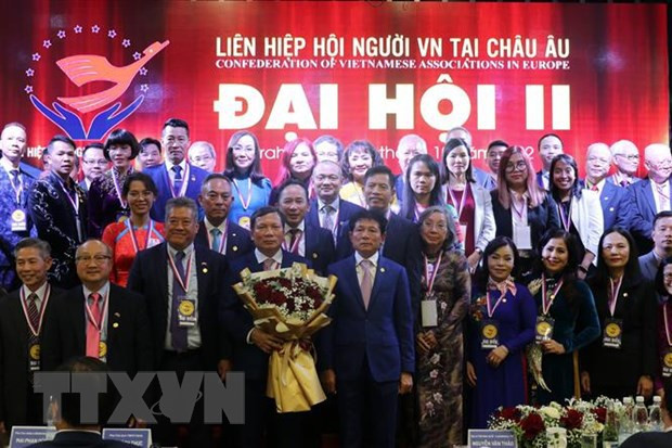 Congrès de l’Union des associations des Vietnamiens en Europe ảnh 1 Congrès de l’Union des associations des Vietnamiens en Europe ảnh 1
