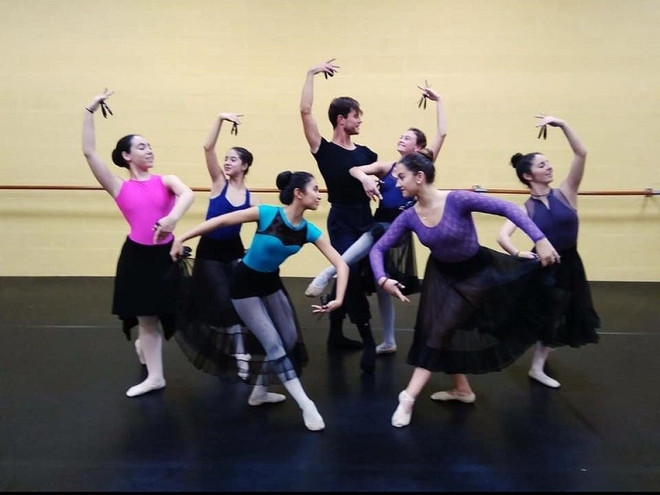 Profitez de la danse contemporaine italienne au Vietnam ảnh 1