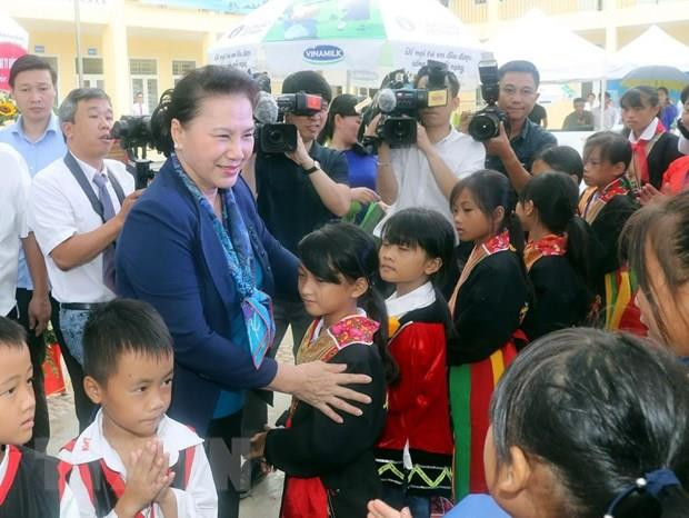 La présidente de l'AN Nguyen Thi Kim Ngan se rend dans la province de Quang Ninh ảnh 1 La présidente de l'AN Nguyen Thi Kim Ngan se rend dans la province de Quang Ninh ảnh 1