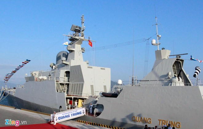 Un navire vietnamien participe à un exercice et une expo à Singapour ảnh 1