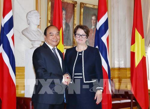 Entrevue entre le PM Nguyen Xuan Phuc et la présidente du Parlement norvégien ảnh 1 Entrevue entre le PM Nguyen Xuan Phuc et la présidente du Parlement norvégien ảnh 1