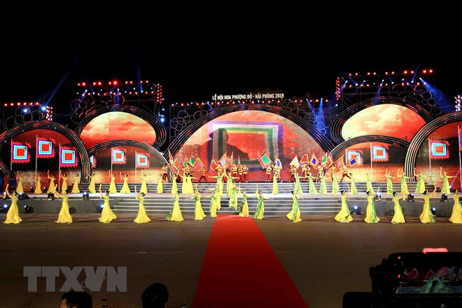 Ouverture du festival des fleurs de flamboyants 2019 à Hai Phong ảnh 1