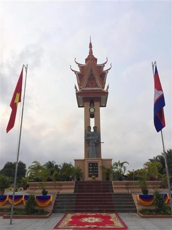 Le 14e monument de l'amitié Vietnam - Cambodge est inauguré au Cambodge ảnh 1  Le 14e monument de l'amitié Vietnam - Cambodge est inauguré au Cambodge ảnh 1