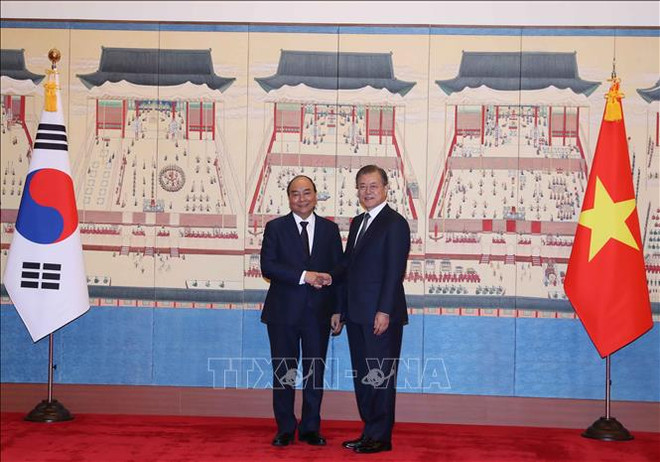 Le Premier ministre Nguyen Xuan Phuc en visite officielle en République de Corée ảnh 4 Le Premier ministre Nguyen Xuan Phuc en visite officielle en République de Corée ảnh 4