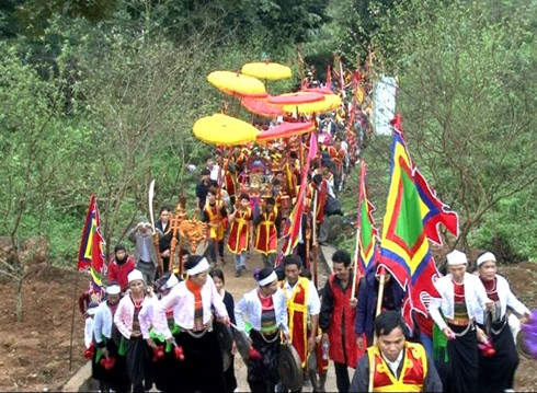 Coup d’envoi de nombreuses fêtes printanières au Vietnam ảnh 1 Coup d’envoi de nombreuses fêtes printanières au Vietnam ảnh 1