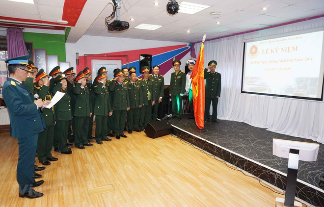 La libération du Sud fêtée par des anciens combattants vietnamiens en République tchèque ảnh 1 La libération du Sud fêtée par des anciens combattants vietnamiens en République tchèque ảnh 1