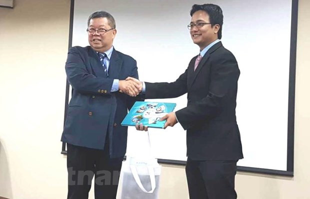 Présentation de la stratégie de développement de l'économie maritime du Vietnam en Malaisie ảnh 1 Présentation de la stratégie de développement de l'économie maritime du Vietnam en Malaisie ảnh 1