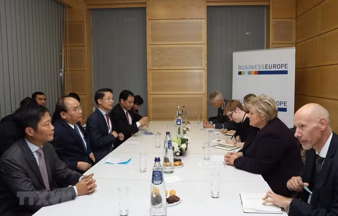 Promotion de la coopération multiforme entre le Vietnam et la Norvège ảnh 1