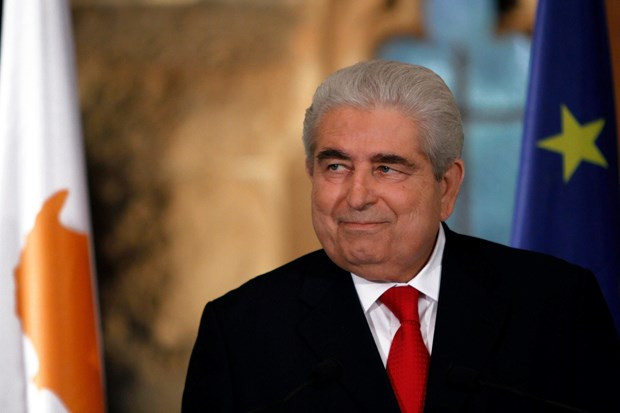 Condoléances du Vietnam suite au décès de l'ancien président chypriote Demetris Christofias ảnh 1 Condoléances du Vietnam suite au décès de l'ancien président chypriote Demetris Christofias ảnh 1