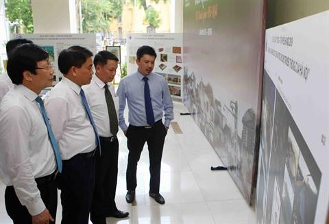 Prix Bùi Xuân Phai: Nguyên Thua Hy reçoit le Grand Prix ảnh 2 Prix Bùi Xuân Phai: Nguyên Thua Hy reçoit le Grand Prix ảnh 2