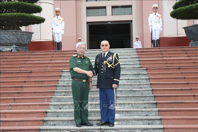 Le général Nguyen Chi Vinh reçoit l'attaché de défense des États-Unis ảnh 1 Le général Nguyen Chi Vinh reçoit l'attaché de défense des États-Unis ảnh 1