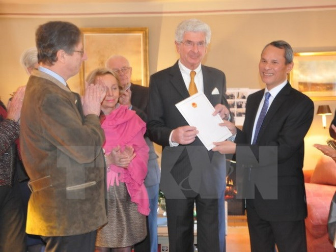 Un citoyen belge poursuit son rôle de consul honoraire du Vietnam ảnh 1 Un citoyen belge poursuit son rôle de consul honoraire du Vietnam ảnh 1
