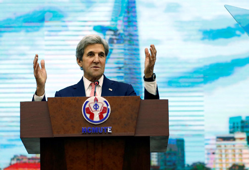 John Kerry rencontre des étudiants de Ho Chi Minh-Ville ảnh 1 John Kerry rencontre des étudiants de Ho Chi Minh-Ville ảnh 1