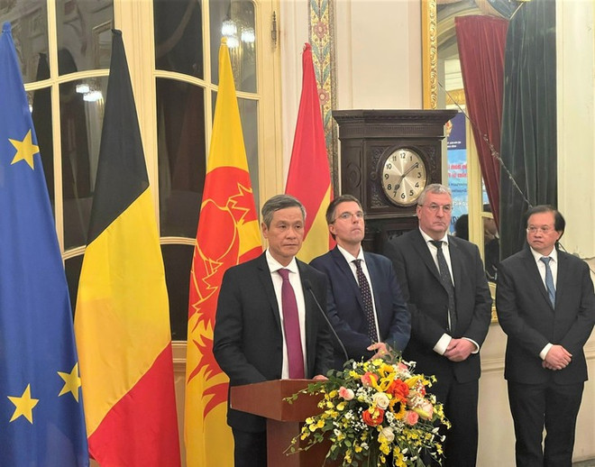 Les 25 ans de la Délégation Wallonie-Bruxelles au Vietnam ảnh 1 Les 25 ans de la Délégation Wallonie-Bruxelles au Vietnam ảnh 1