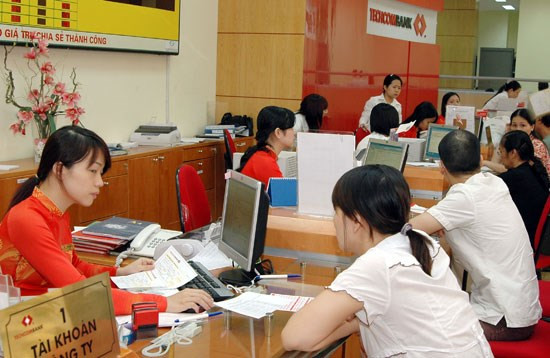 Techcombank parmi les dix plus prestigieuses banques au Vietnam en 2016 ảnh 1 Techcombank parmi les dix plus prestigieuses banques au Vietnam en 2016 ảnh 1