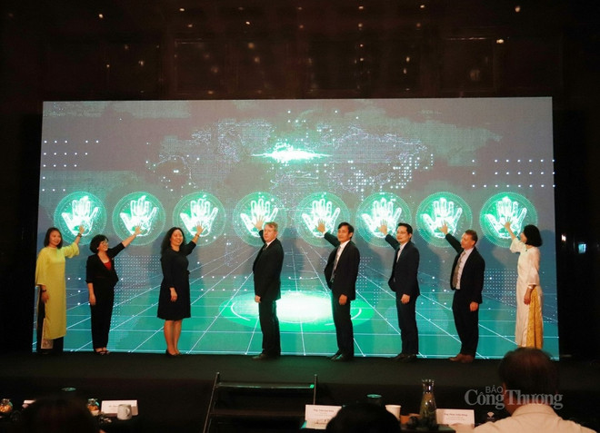 Lancement du concours "Solutions innovantes pour la circulation du plastique 2024" ảnh 1 Lancement du concours "Solutions innovantes pour la circulation du plastique 2024" ảnh 1