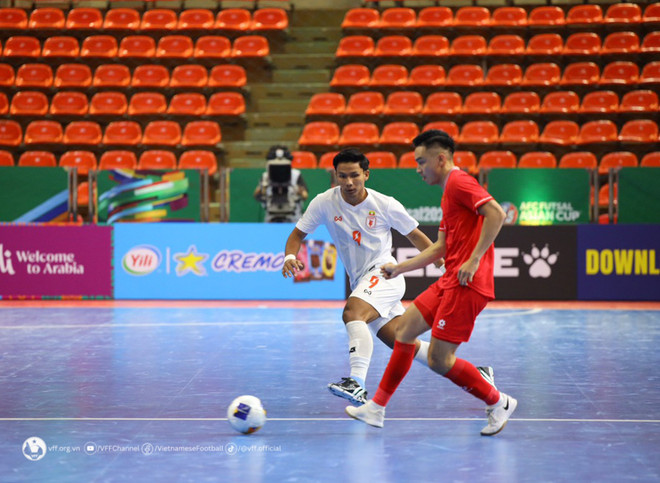 Coupe d'Asie de futsal de l'AFC: le Vietnam fait match nul contre le Myanmar ảnh 1