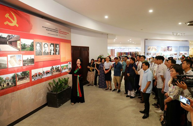 Une exposition met en lumière le rôle de Bac Ninh dans la guerre de résistance contre les colonialistes français ảnh 1 Une exposition met en lumière le rôle de Bac Ninh dans la guerre de résistance contre les colonialistes français ảnh 1