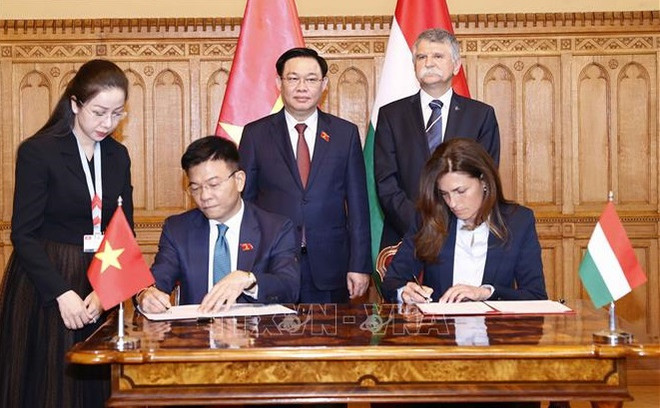 Vietnam-Hongrie : signature d’un programme de coopération judiciaire 2022-2023 ảnh 1 Vietnam-Hongrie : signature d’un programme de coopération judiciaire 2022-2023 ảnh 1