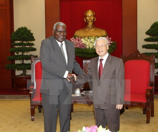 Le leader du PCV veut resserrer l’amitié et la solidarité spéciale Vietnam-Cuba ảnh 1 Le leader du PCV veut resserrer l’amitié et la solidarité spéciale Vietnam-Cuba ảnh 1