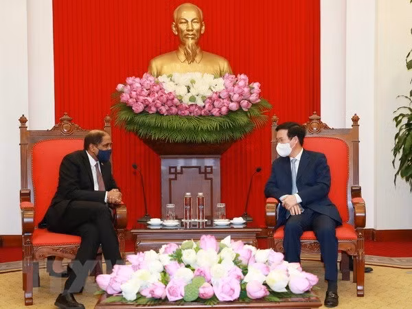 Le Vietnam attache de l'importance à la coopération avec Singapour ảnh 1