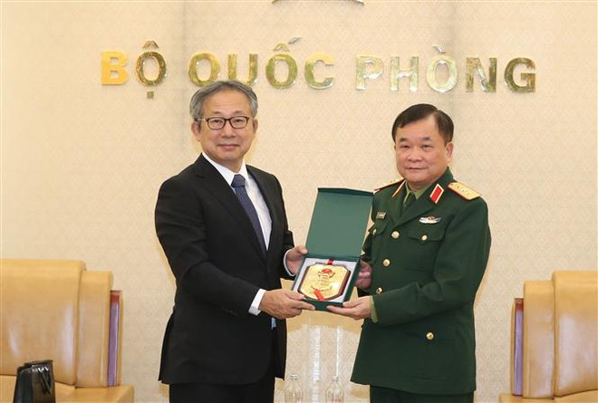 Vietnam et Japon renforcent leur coopération dans la défense ảnh 1 Vietnam et Japon renforcent leur coopération dans la défense ảnh 1