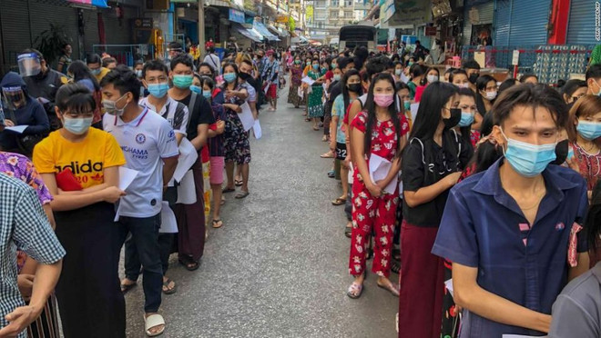 La Thaïlande testera plus de 10000 personnes après une augmentation record de cas de COVID-19 ảnh 1 La Thaïlande testera plus de 10000 personnes après une augmentation record de cas de COVID-19 ảnh 1