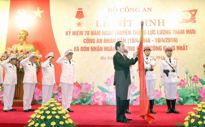 Célébration des 70 ans de l’état-major de la Sécurité publique ảnh 1 Célébration des 70 ans de l’état-major de la Sécurité publique ảnh 1