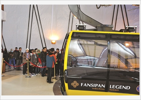 Le Fansipan déjà saturé de visiteurs ảnh 1 Le Fansipan déjà saturé de visiteurs ảnh 1
