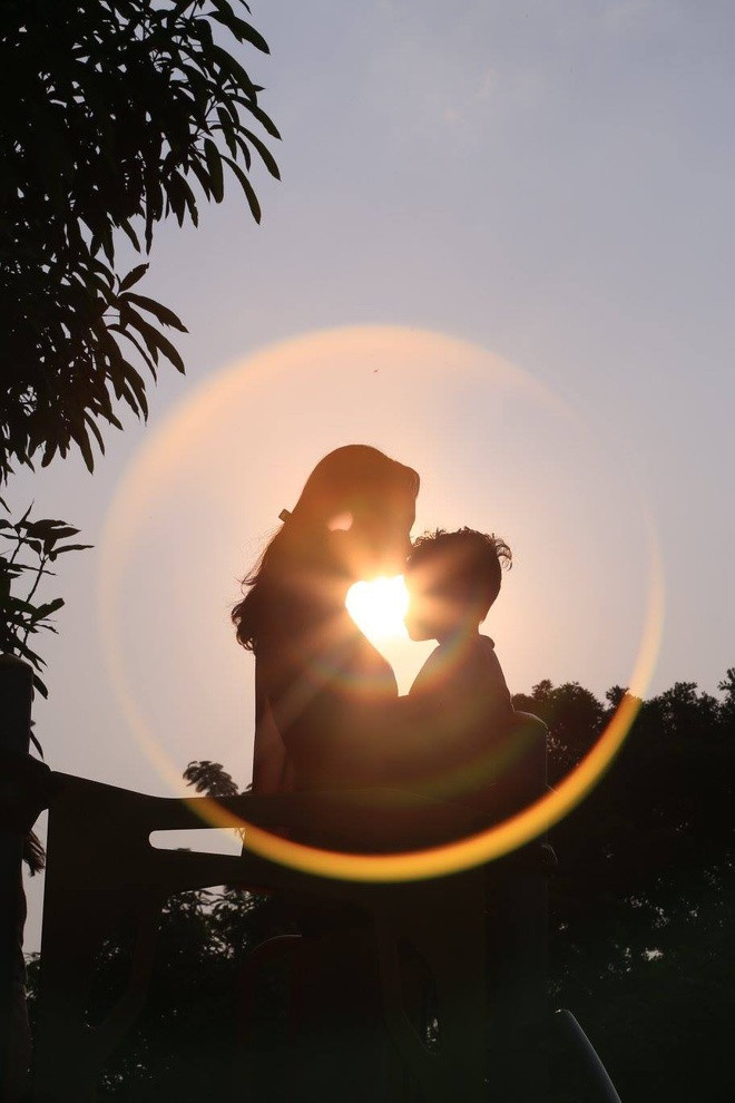 Canon PhotoMarathon : le Grand Prix à une oeuvre sur la maternité ảnh 1 Canon PhotoMarathon : le Grand Prix à une oeuvre sur la maternité ảnh 1