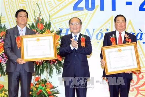Congrès d'émulation patriotique du Comité des affaires ethniques ảnh 1